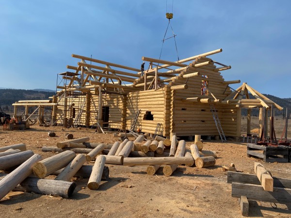 Log home under constuction